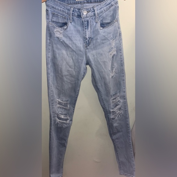 721 High Rise Skinny Levi’s, ripped. W28, L30 - Picture 2 of 2